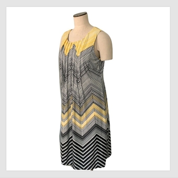 Perceptions New York Pleated Sleeveless Shift Dress Yellow Black White #245K - Picture 3 of 7